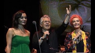 Zülfü Li̇vaneli̇ & Senfoni Orkestrası - İstanbulu Dinliyorum (Konser/Canlı)