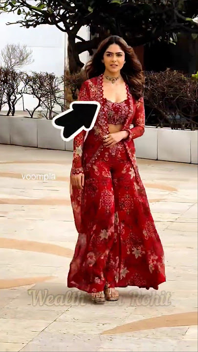 Mrunal Thakur's Exclusive Floral-Fantasy Jacket Set — Price? #mrunalthakur #ridhimabhasin #shorts