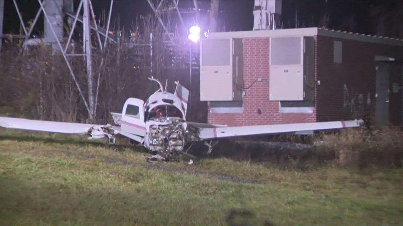 Timeline: 2 rescued after small plane crashes into power lines in ...