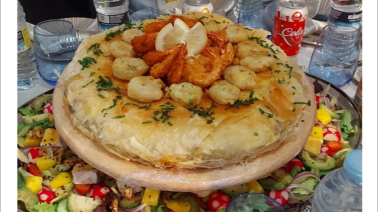 بسطيلة السلمون رائعة المذاق،bastila de salmón muy rica