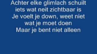 Download Lagu IND Achter een glimlach + songtekst MP3 Download Lagu IND Achter een glimlach + songtekst MP3