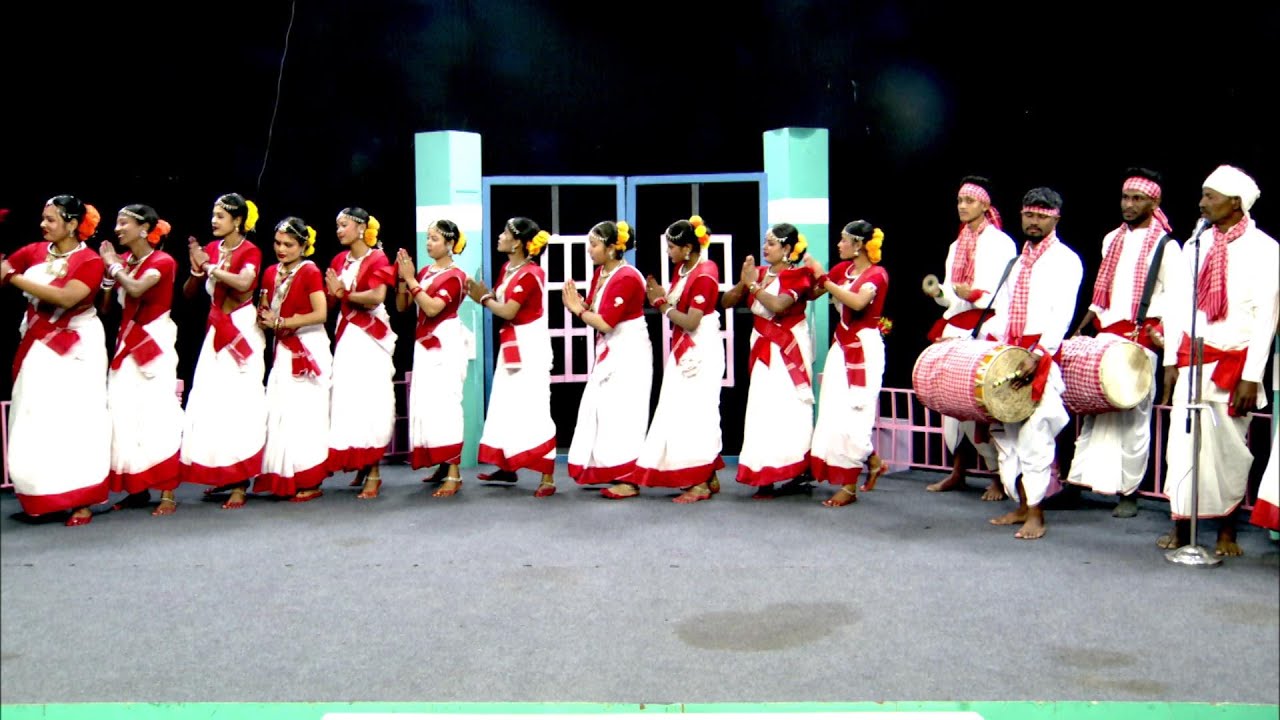 Jhumur Nritya By ROTNA KURMI & PARTY, DDK DIBRUGARH .