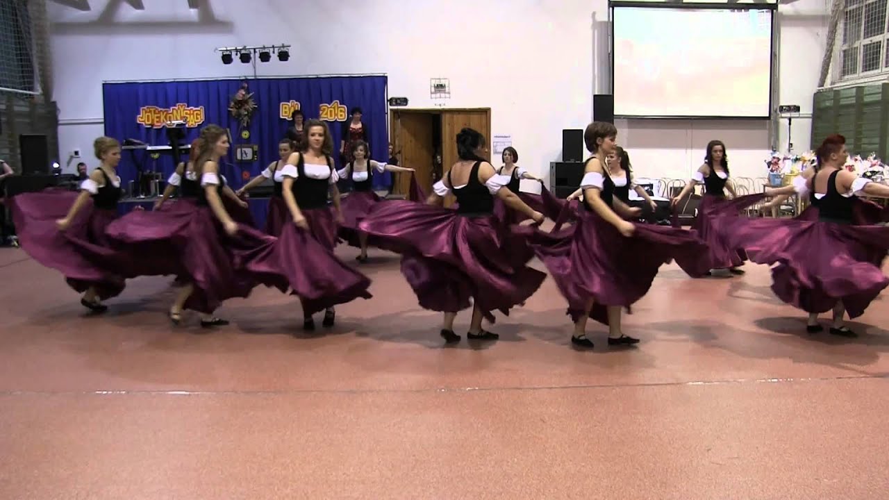 Jótékonysági Bál 2016 Téglás - Szülők tánca