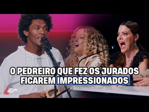 Jeconias cantou 'Deus