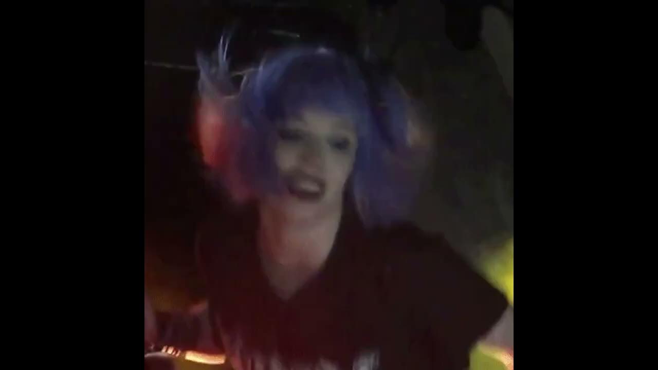 Инди кид aesthetic anime. Crystal castles - transgender. Инди кид aesthetic anime. Кристал кастл трансгендер. Red crystal castles speed up.