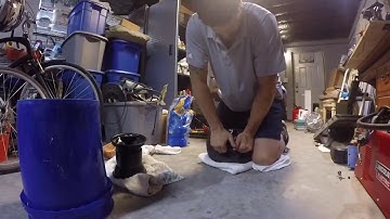 Onewheel tire bead breaking and dismounting/mounting new tire