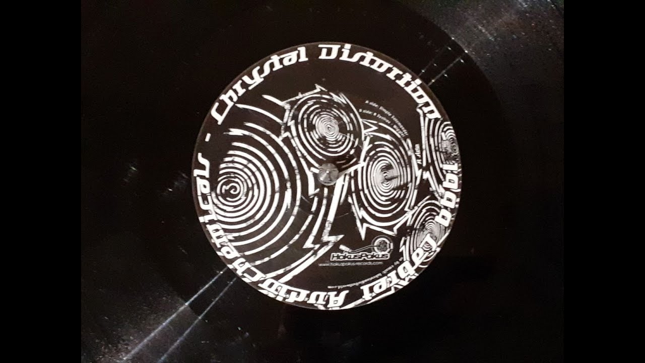 Crystal Distortion - Wiggler [CD 04 LaBrat Audiochemicals track B2]