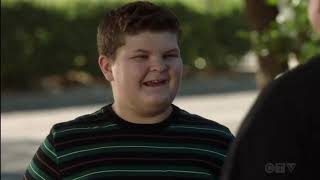 Billy sparks is raising money for       by mowing lawns😂🤣😂   Young Sheldon 3X12 HD