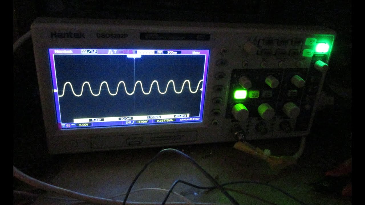 4 transistor squarewave generator of the 1970s going from 50 Hz