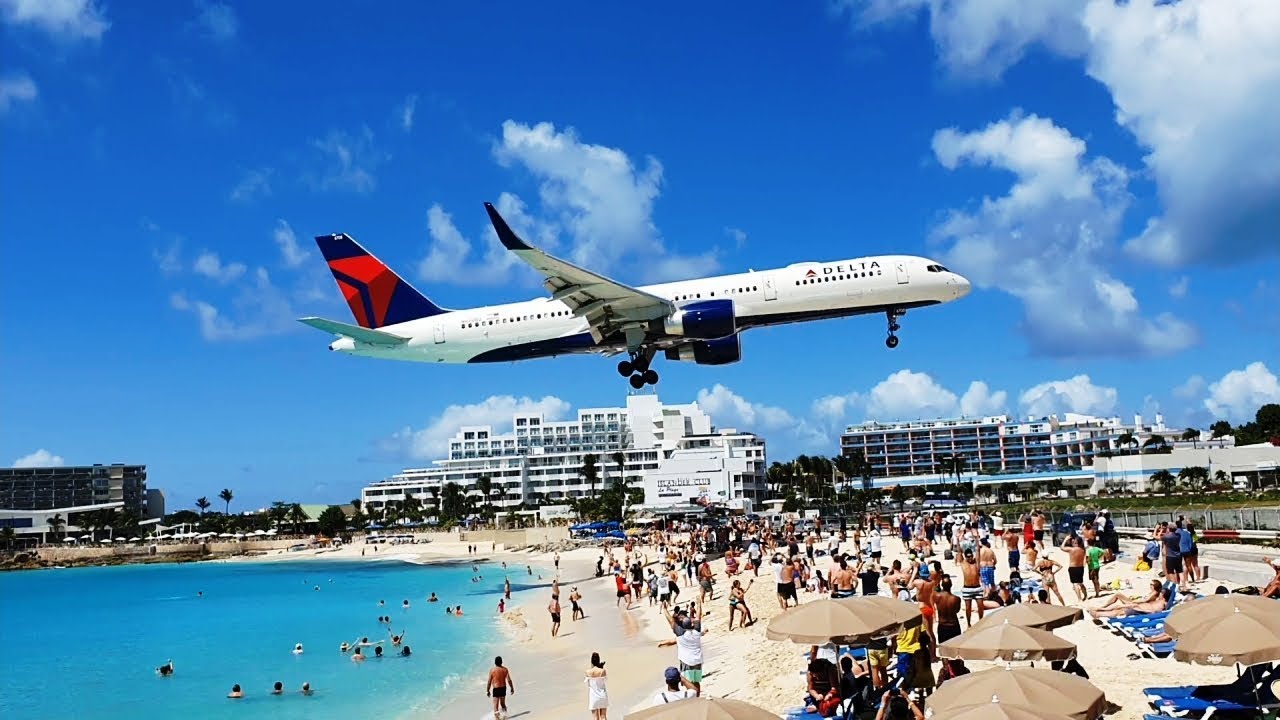 Maho beach