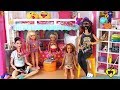 Rutina de Noche y Pijamada en Nueva Casa de  Barbie  Dreamhouse Adventures