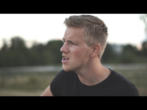 YOUNGBLOOD - 5 Seconds Of Summer (Acoustic Cover By Daniel Josefson)
