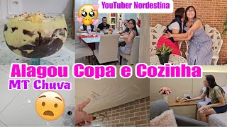 A Casa Inundou No Dia De Receber Uma Youtuber Nordestina Por Galega Barreiros