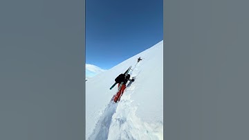 Putting in the work for November powder in Sunnmøre | Emil Leenderts