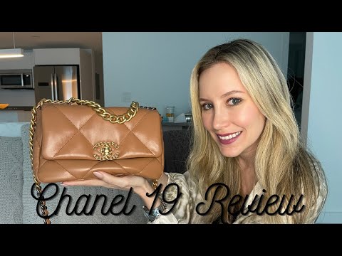 Chanel 19 Small, 21p Caramel Lambskin Leather, As New in Box WA001