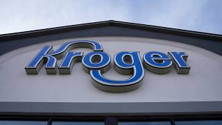 Man arrested after allegedly filming woman over bathroom stall at Atlanta Kroger