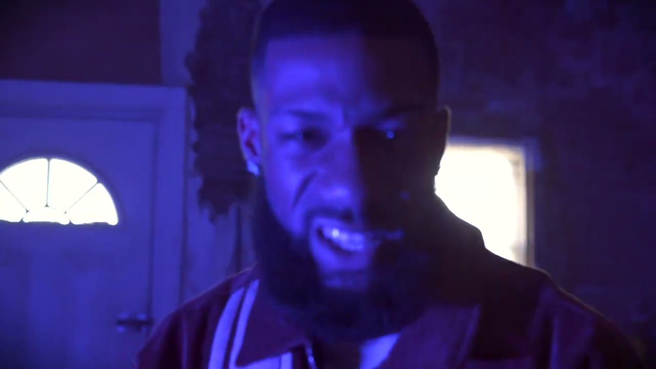 Obejrzyj TEEJ - I KNOW IT (Official Video) w YouTube Obejrzyj TEEJ - I KNOW IT (Official Video) w YouTube