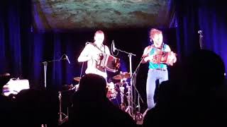 Moxie accordion duet
