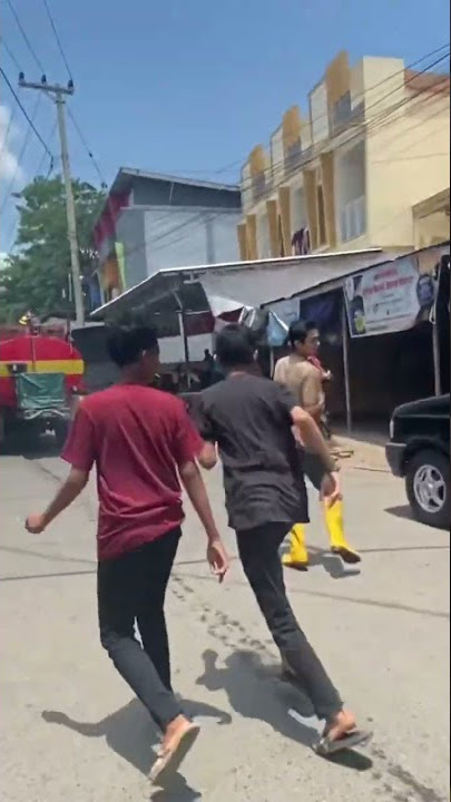 Respon Pemadam Kebakaran Amuntai Skala Kecil Di Pasar Unggas #pemadamkotabanjarmasin #pemadam #api