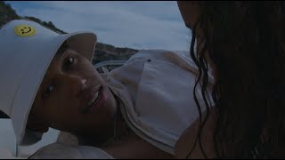 King Cassius - DAYLIGHT SAVINGS (Official Overseas Video) Resimi