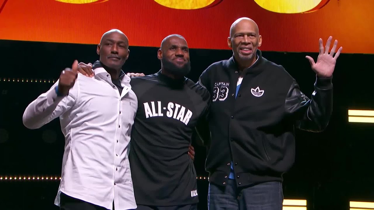 LeBron James, Kareem & Malone share a moment at the podium 2023 NBA