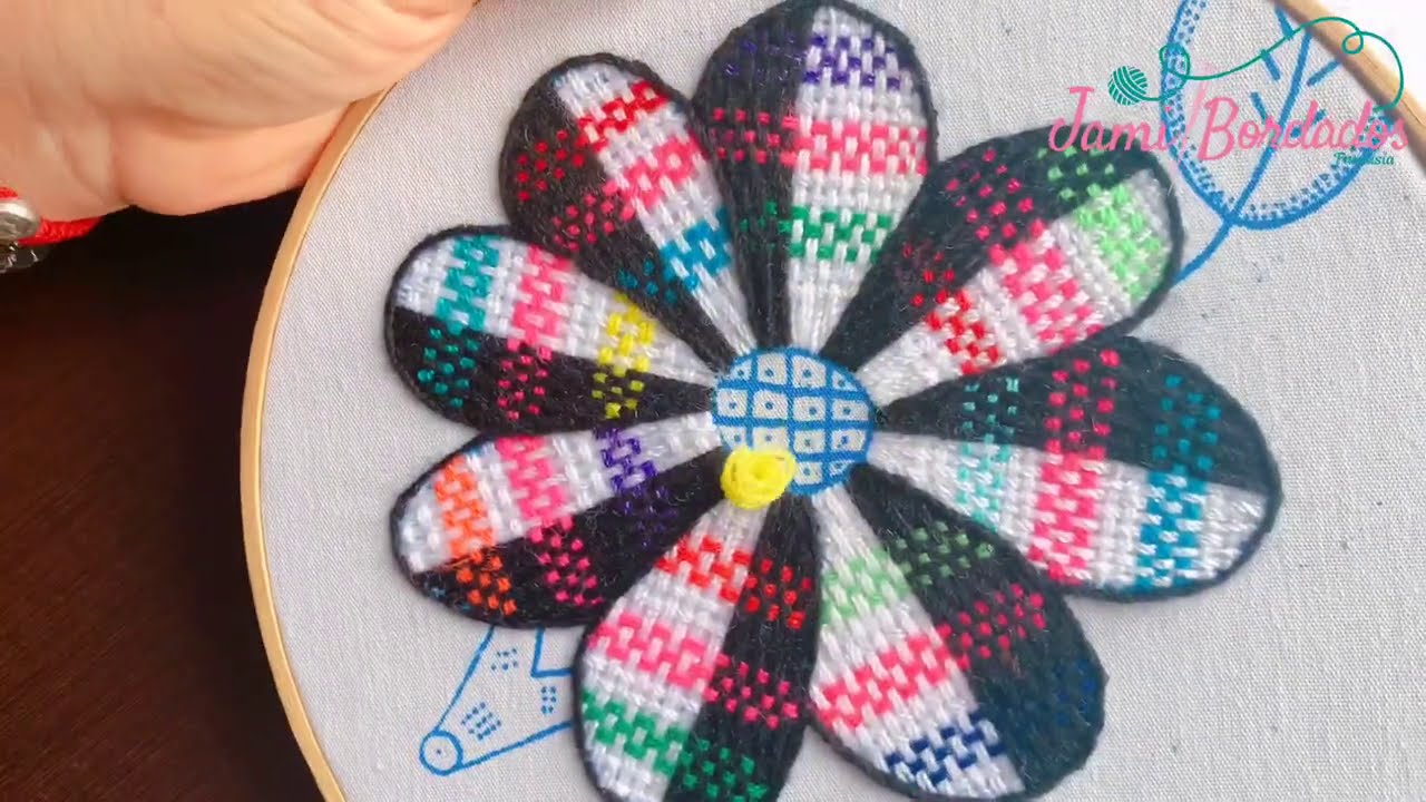 79. Bordado Fantasía Flor 19 / Hand Embroidery Flower with Fantasy Stitch