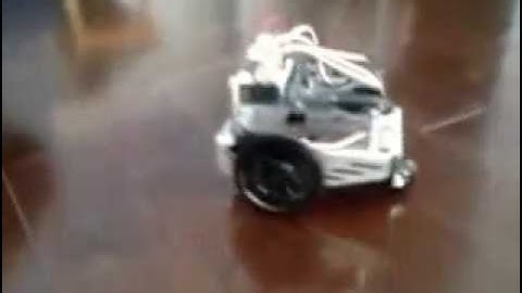 Parallax Activity Bot first attempt at programming it