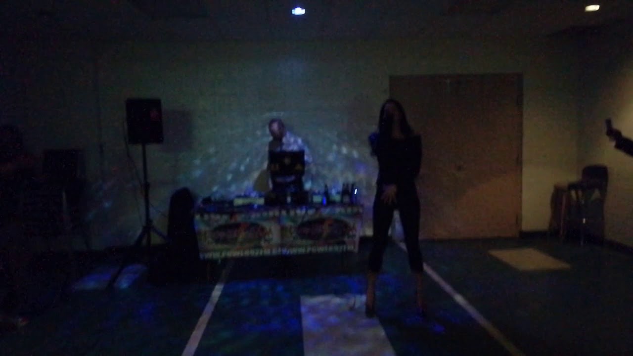 Taddy So Baddy Rapper Taddy So Baddy - White Girl Live In Cambridge - YouTube
