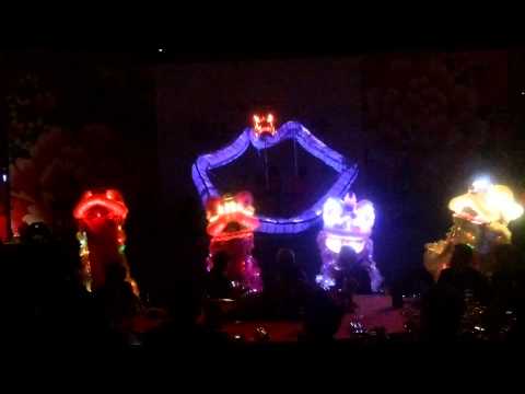 國揚建設2014年1月10日尾牙開場秀LED龍LED獅。聖義龍獅團-表演服務電話：0933-225518