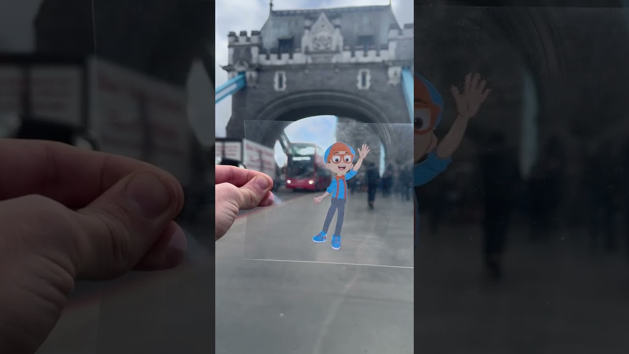 Learn about London from Blippi sightseeing!🔭