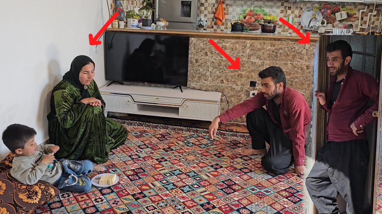 When a single mother fights... from repairing a dilapidated house to baking bread for a neighbor