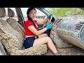 Timelapse Restoration: A Girl Revives a Car Buried Under a Swamp in 7 Days