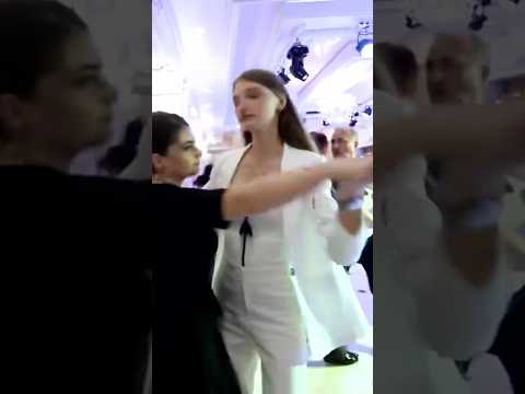Чуєш танці Dance Wedding пісні Love українськамузика Music