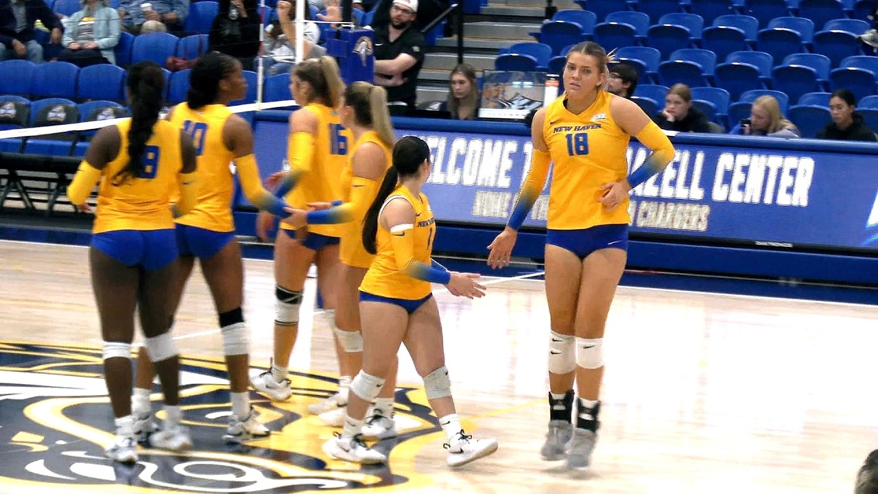 Замедленная съемка Canon G70, студенческий волейбол, Лемойн, Нью-Хейвен, женщины, 1 ноября 2025 г...