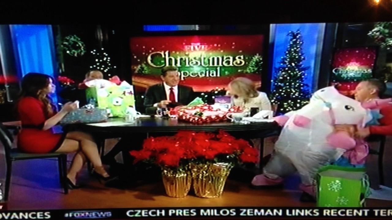 Fox News The Five Christmas Gifts - YouTube