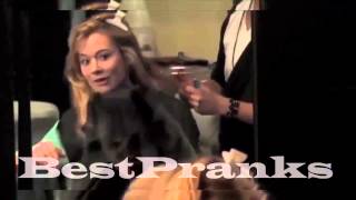 Scare Video Ghost in the barbershop ! Призрак в парикмахерской , ПРИКОЛЫ Scare Video Ghost in the barbershop ! Призрак в парикмахерской , ПРИКОЛЫ