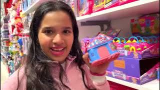 شفا جربت كل العاب المفآجات والحلويات في السوبرماركت  !Shfa shopping for surprise toys and candy