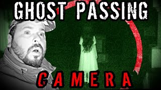 TERRIFYING NIGHT - GHOSTLY FIGURE CAUGHT ON CAMERA AT HAUNTED CEMETERY