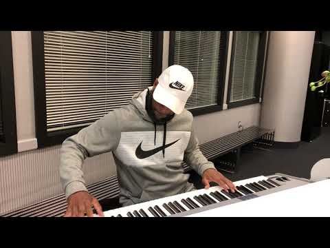 Playing Piano To "I Know The Lord Will Make A Way Somehow"
