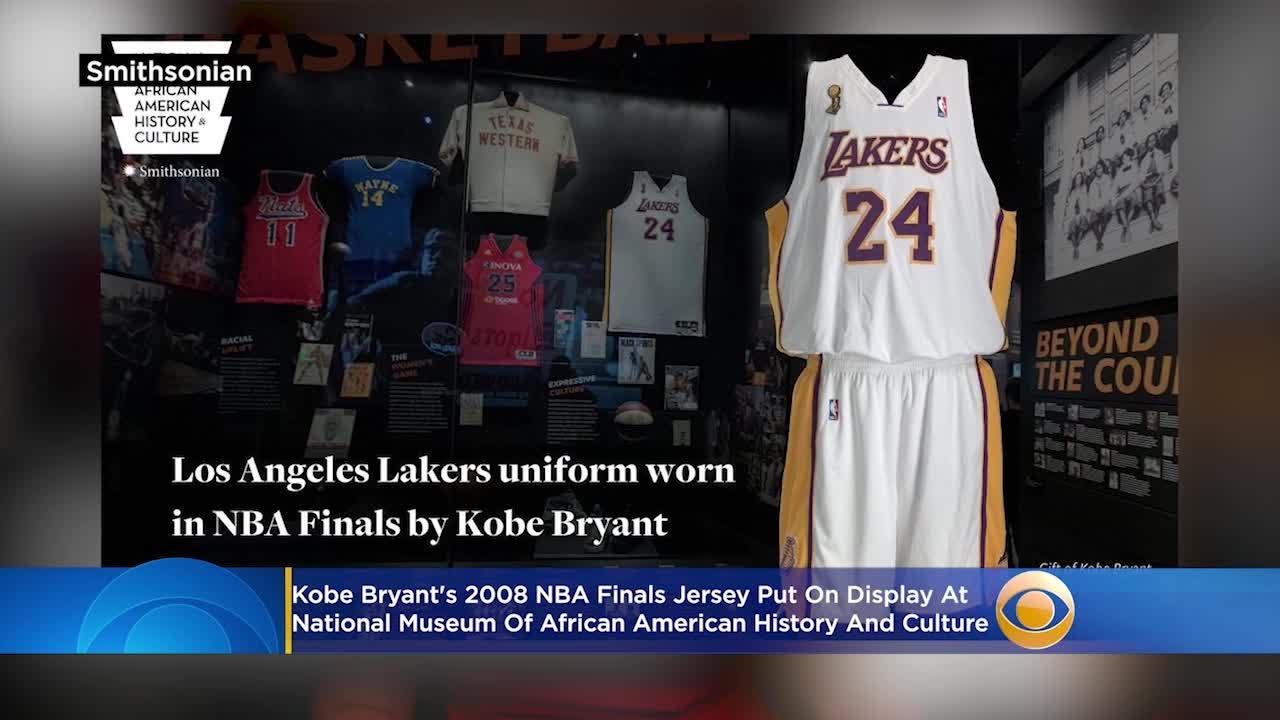 Los Angeles Lakers uniform worn in NBA Finals by Kobe Bryant