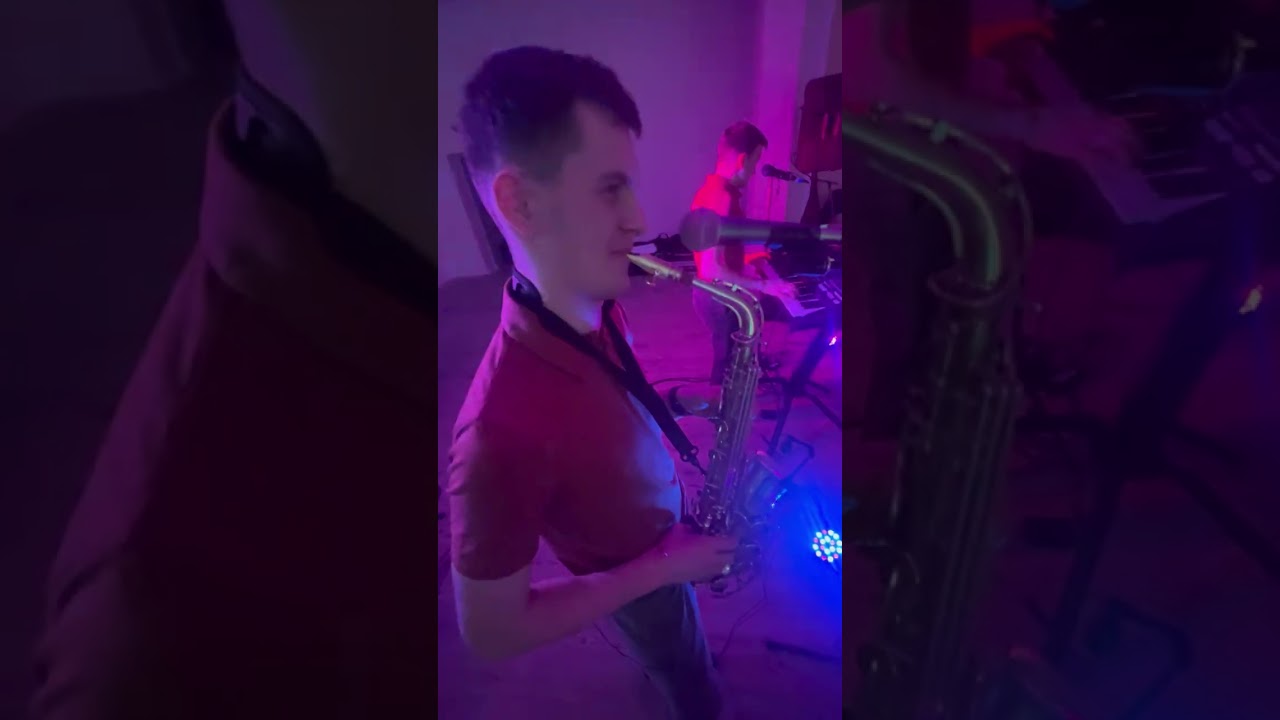 Zostrih videí z plesu (hudobná skupina dolt)