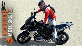 Навыки мотоцикла для начинающих для езды по бездорожью - баланс / противовес
