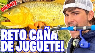 😱PEZ GIGANTE con CAÑA de JUGUETE‼️|Pesca con caña de juguete y cocina