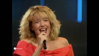 Hallo hallo - Lonnie Devantier - Denmark 1990 - Eurovision songs with live orchestra chords