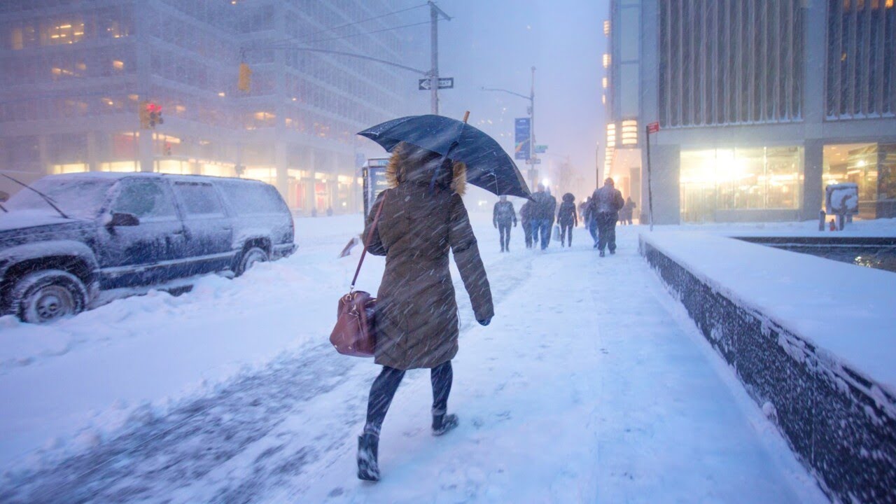 Arctic blast sweeps across Europe - YouTube