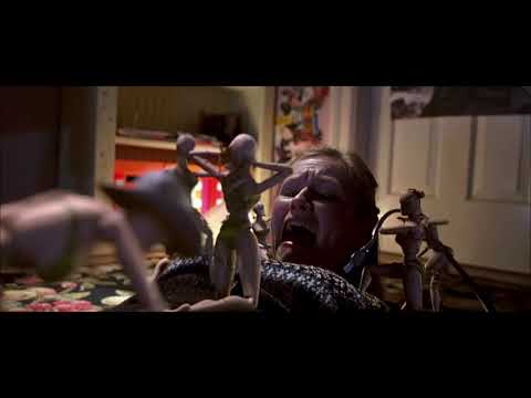 small soldiers kirsten dunst tied up (ft crazy frog Axel F)