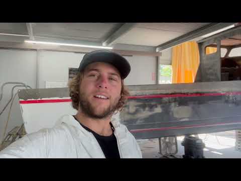 26 Anderson Repower : Repairing and Glassing the Cabin and the Gunnels