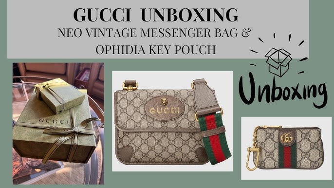 Gucci Neo Vintage GG Medium Messenger Bag - Neutrals