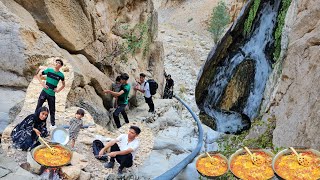 Download Lagu **The Adventure of the Canal Bardel Family in the Mysterious Mountain!** MP3 Download Lagu **The Adventure of the Canal Bardel Family in the Mysterious Mountain!** MP3