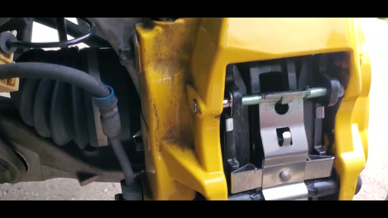 2018+ Jeep Trackhawk front brakes part 2 (how to) YouTube